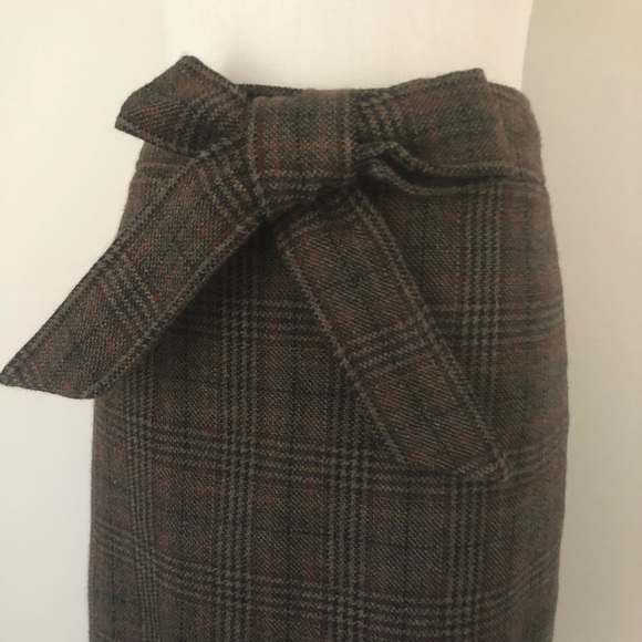 Rare J. Crew No 2 Pencil Skirt in Glen Plaid with bow detail - Picture 7 of 8